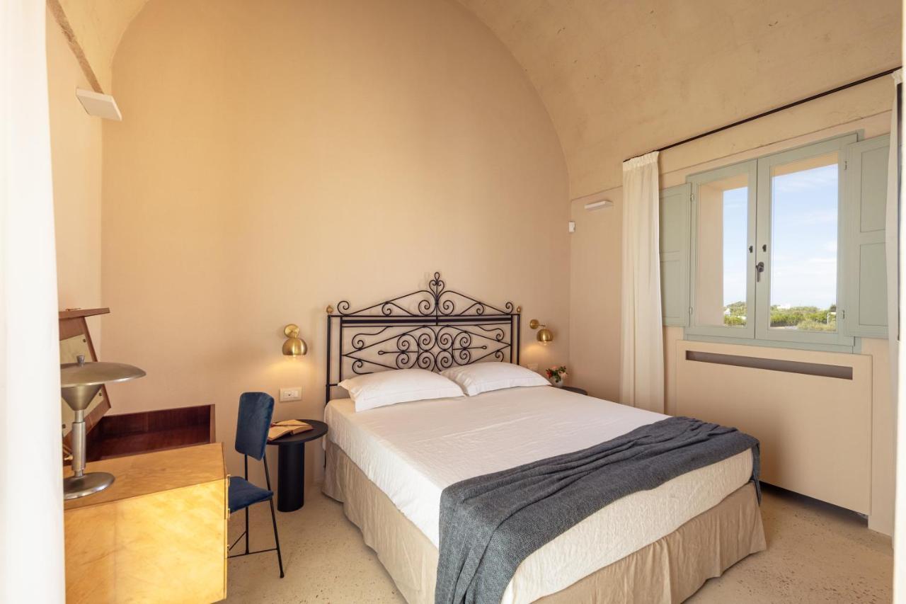 Il Giardino Grande - Dimora In Salento Bed & Breakfast Parabita Bagian luar foto