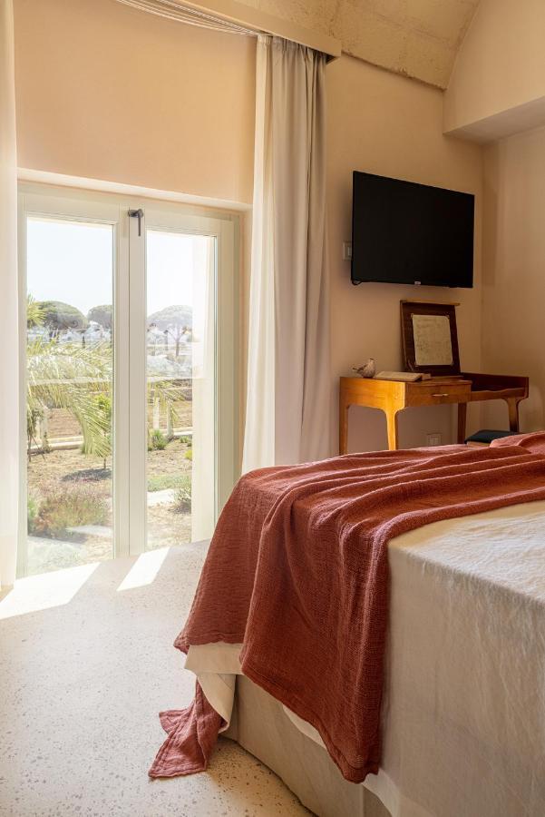Il Giardino Grande - Dimora In Salento Bed & Breakfast Parabita Bagian luar foto